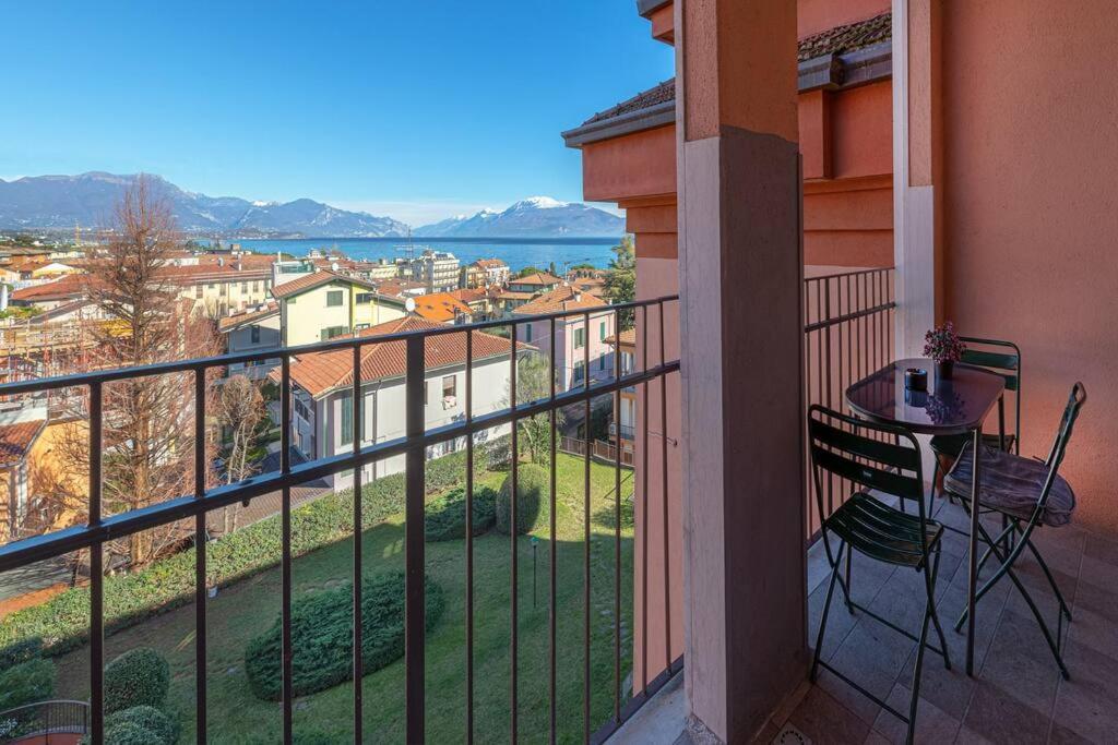 Garda Lake View Apartment Desenzano del Garda Eksteriør bilde