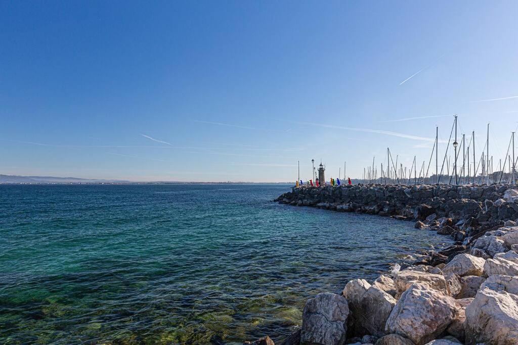 Garda Lake View Apartment Desenzano del Garda Eksteriør bilde